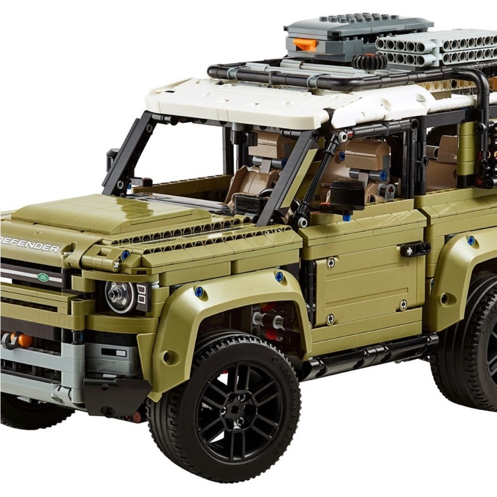 Lego Land Rover Defender - Green, Black, White